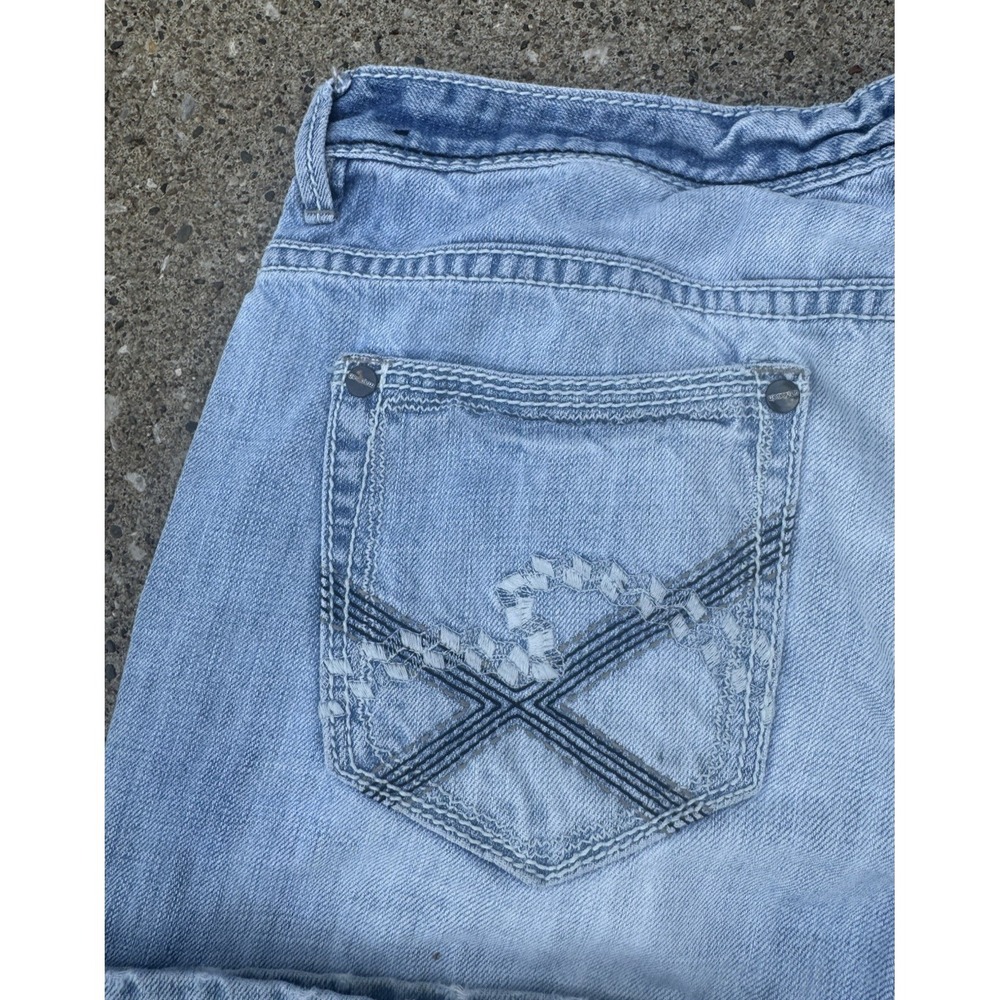 Madison Denim Women's Low Rise Flare Leg Distress SZ 7/8 Dark Stitch Embroidery - Picture 10 of 15